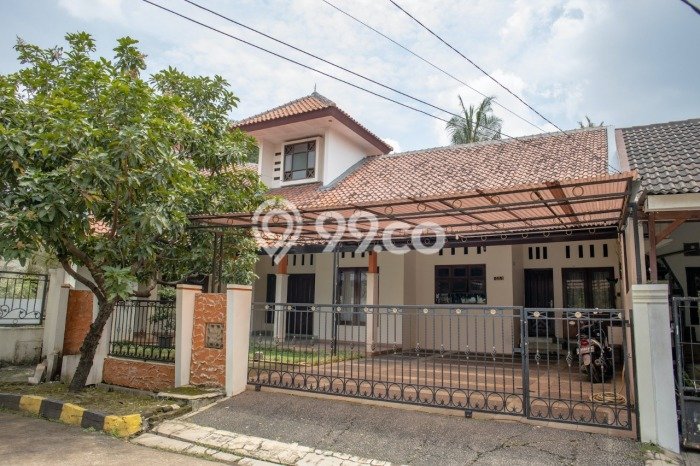 Rumah Mewah LB 290m2 Siap Huni Desain Elegan di Jatiwaringin, Bekasi Rumah Mewah LB 290m2 Siap Huni Desain Elegan di Jatiwaringin, Bekasi