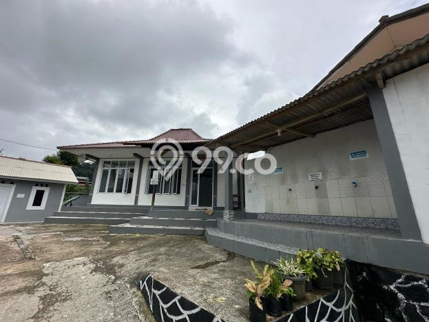 Rumah Modern Minimalis 8 Kamar Siap Huni di Pamijahan Rumah Modern Minimalis 8 Kamar Siap Huni di Pamijahan