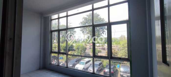 Untuk Dijual! Ruko di Niaga Kalimas Bekasi LT 76m2 / LB 185m2 Kawasan Bisnis Untuk Dijual! Ruko di Niaga Kalimas Bekasi LT 76m2 / LB 185m2 Kawasan Bisnis