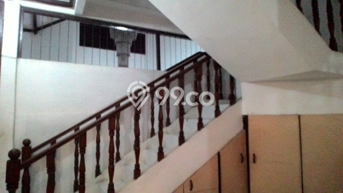 Rumah Modern 4 Kamar Terawat di Kompleks Cluster Cikole, Sukabumi Rumah Modern 4 Kamar Terawat di Kompleks Cluster Cikole, Sukabumi