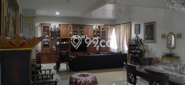Rumah Asri dengan Luas Tanah 594m2m² di Lokasi Cempaka Putih, Jakarta Pusat Rumah Asri dengan Luas Tanah 594m2m² di Lokasi Cempaka Putih, Jakarta Pusat
