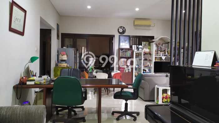 Rumah Elit LB 175m2 Siap Huni Desain Elegan di Harapan Indah, Bekasi Rumah Elit LB 175m2 Siap Huni Desain Elegan di Harapan Indah, Bekasi