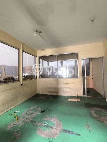 INVESTASI MENGUNTUNGKAN! Gudang Kawasan Cakung, Luas 126m2m², Potensi Sewa Tinggi INVESTASI MENGUNTUNGKAN! Gudang Kawasan Cakung, Luas 126m2m², Potensi Sewa Tinggi