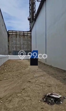 Gudang Dijual di Jakarta Barat LT 739m2 & LB 1000m2 Lokasi Terbaik! Gudang Dijual di Jakarta Barat LT 739m2 & LB 1000m2 Lokasi Terbaik!