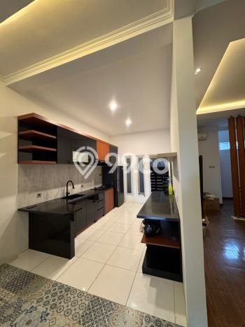 For Sale! Luxury House LT 175m2 Desain Elegan di Buah Batu For Sale! Luxury House LT 175m2 Desain Elegan di Buah Batu