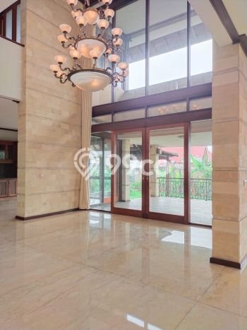 Rumah Minimalis di Setiabudi, Bandung, LT 1547m2m² LB 750m2m² Rumah Minimalis di Setiabudi, Bandung, LT 1547m2m² LB 750m2m²