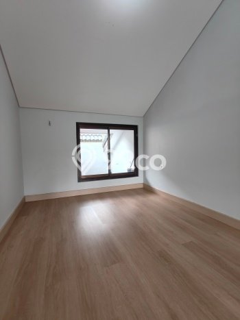 Disewakan! Rumah 2 Kamar Tidur &
1 Kamar Mandi di Pasteur, Bandung Disewakan! Rumah 2 Kamar Tidur &
1 Kamar Mandi di Pasteur, Bandung