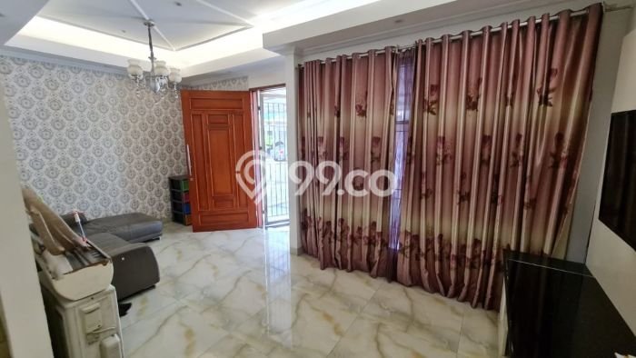 Hunian Mewah LB 270m2 Siap Pakai Desain Elegan di Green Lake City, Jakarta Barat Hunian Mewah LB 270m2 Siap Pakai Desain Elegan di Green Lake City, Jakarta Barat
