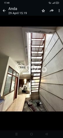 Rumah Mewah LB 1100m2 Siap Huni Desain Elegan di Intercon, Jakarta Barat Rumah Mewah LB 1100m2 Siap Huni Desain Elegan di Intercon, Jakarta Barat