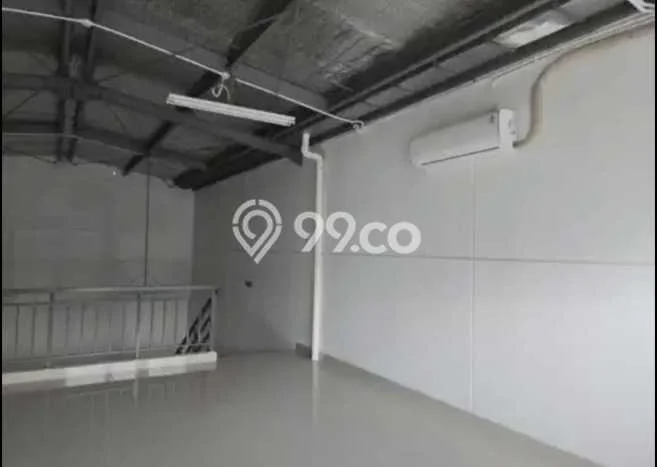 Unit Gudang Dijual di BSD Tangerang Selatan Luas Tanah 120m2, Luas Bangunan 108m2 Unit Gudang Dijual di BSD Tangerang Selatan Luas Tanah 120m2, Luas Bangunan 108m2