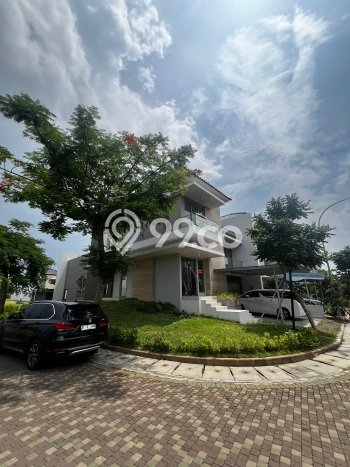 Rumah Elit Modern Tanpa Renovasi di Pantai Indah Kapuk Jakarta Utara Rumah Elit Modern Tanpa Renovasi di Pantai Indah Kapuk Jakarta Utara
