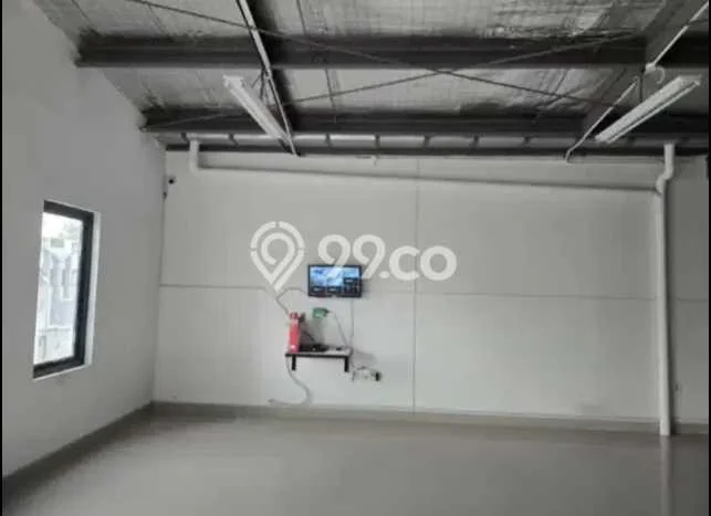 Unit Gudang Dijual di BSD Tangerang Selatan Luas Tanah 120m2, Luas Bangunan 108m2 Unit Gudang Dijual di BSD Tangerang Selatan Luas Tanah 120m2, Luas Bangunan 108m2