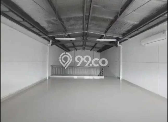 Unit Gudang Dijual di BSD Tangerang Selatan Luas Tanah 120m2, Luas Bangunan 108m2 Unit Gudang Dijual di BSD Tangerang Selatan Luas Tanah 120m2, Luas Bangunan 108m2