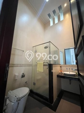 Dijual Rumah Mewah Exclusive di Batununggal, Bandung Dijual Rumah Mewah Exclusive di Batununggal, Bandung