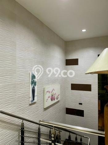 LIMITED OFFER! Rumah Berkualitas area Banyumanik, LT 650m2m² Bangunan 500m2m² LIMITED OFFER! Rumah Berkualitas area Banyumanik, LT 650m2m² Bangunan 500m2m²