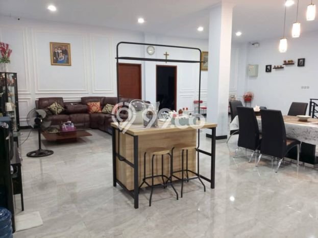 Lokasi Strategis! Dijual Ruko Bisnis di Tamalate, Makassar Kondisi Baik Lokasi Strategis! Dijual Ruko Bisnis di Tamalate, Makassar Kondisi Baik
