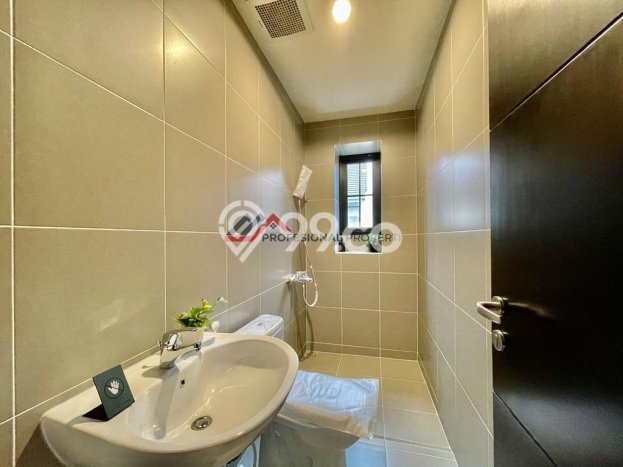 Rumah Elit Modern Tanpa Renovasi di Ampera Jakarta Selatan Rumah Elit Modern Tanpa Renovasi di Ampera Jakarta Selatan