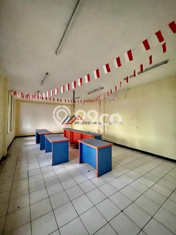 Ruko Bagus Dijual LB 1500m2 Lokasi Strategis Jakarta Selatan Area Cocok untuk Bisnis Ruko Bagus Dijual LB 1500m2 Lokasi Strategis Jakarta Selatan Area Cocok untuk Bisnis