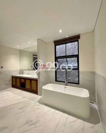 Hunian Mewah Dijual LT 680m2 di Kebayoran Baru, Jakarta Selatan Hunian Mewah Dijual LT 680m2 di Kebayoran Baru, Jakarta Selatan