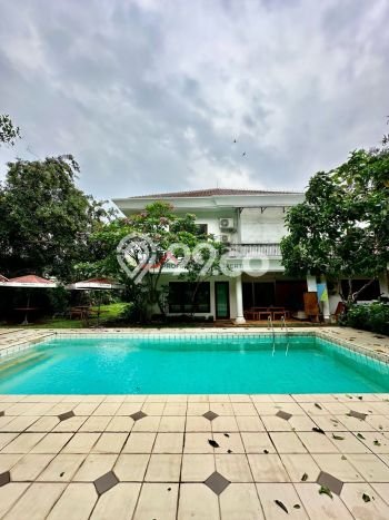 Rumah Mewah LB 600m2 Siap Pakai Desain Elegan di Kemang, Jakarta Selatan Rumah Mewah LB 600m2 Siap Pakai Desain Elegan di Kemang, Jakarta Selatan