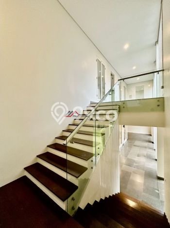 Dijual Rumah Mewah Exclusive di Cilandak, Jakarta Selatan Dijual Rumah Mewah Exclusive di Cilandak, Jakarta Selatan