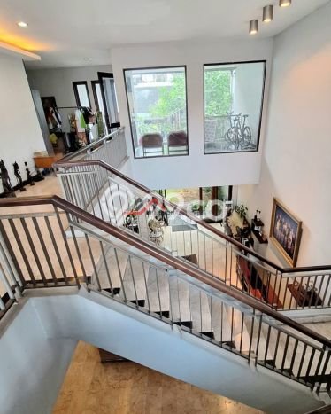 Dijual Rumah Luas Elegan Dengan View Cantik di Pondok Indah, Jakarta Selatan Dijual Rumah Luas Elegan Dengan View Cantik di Pondok Indah, Jakarta Selatan