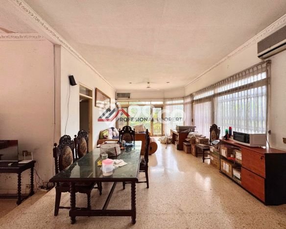 Siap Huni Rumah Mewah 8 Kamar di Cilandak Dekat ke Mana Pun Siap Huni Rumah Mewah 8 Kamar di Cilandak Dekat ke Mana Pun
