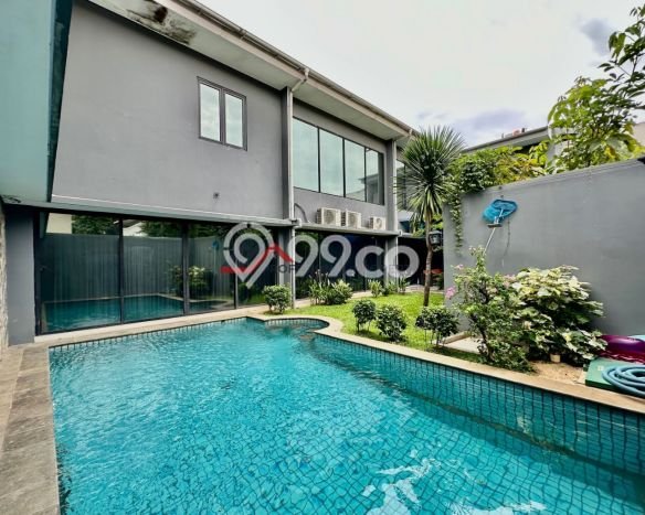Ready to Use! Luxury House LT 500m2 Desain Elegan di Pejaten Ready to Use! Luxury House LT 500m2 Desain Elegan di Pejaten