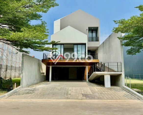 For Sale! Premium House LT 341m2 Desain Modern di Ampera For Sale! Premium House LT 341m2 Desain Modern di Ampera