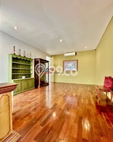 For Sale! Luxury House LT 428m2 Desain Modern di Pejaten For Sale! Luxury House LT 428m2 Desain Modern di Pejaten