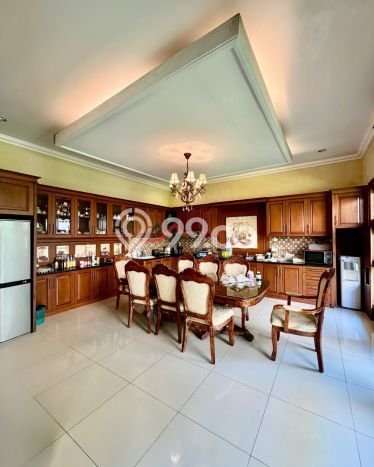 Hunian Mewah Siap Huni LT 550m2 di Cilandak, Jakarta Selatan Hunian Mewah Siap Huni LT 550m2 di Cilandak, Jakarta Selatan