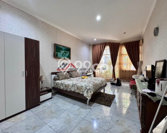 Dijual Hunian Mewah dengan Fasilitas Sekitar Komplit di Kebayoran Baru, Jakarta Selatan Dijual Hunian Mewah dengan Fasilitas Sekitar Komplit di Kebayoran Baru, Jakarta Selatan