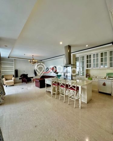 Rumah Elit LB 500m2 Siap Huni Desain Elegan di Pejaten, Jakarta Selatan Rumah Elit LB 500m2 Siap Huni Desain Elegan di Pejaten, Jakarta Selatan