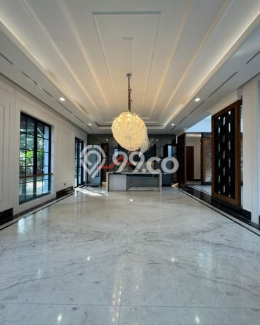 Hunian Mewah LB 1000m2 Siap Huni Desain Elegan di Pondok Indah, Jakarta Selatan Hunian Mewah LB 1000m2 Siap Huni Desain Elegan di Pondok Indah, Jakarta Selatan