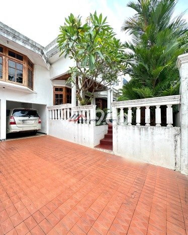 Siap Huni Rumah Mewah 4 Kamar di Cilandak Dekat ke Mana Pun Siap Huni Rumah Mewah 4 Kamar di Cilandak Dekat ke Mana Pun