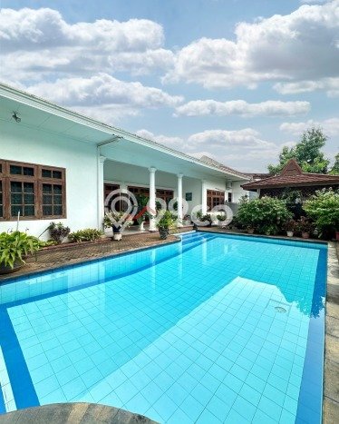Siap Huni Rumah Mewah 4 Kamar di Cilandak Dekat ke Mana Pun Siap Huni Rumah Mewah 4 Kamar di Cilandak Dekat ke Mana Pun