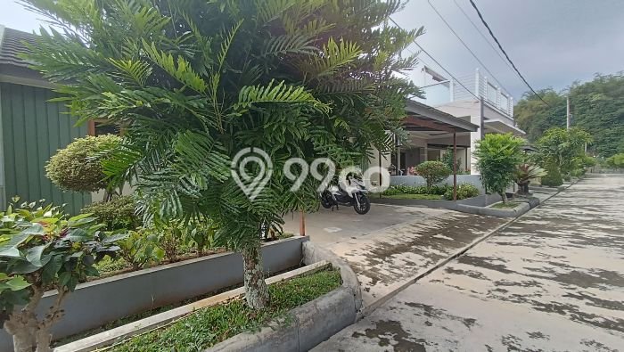 Rumah Modern Cantik 4 Kamar Siap Huni di Cipanas Rumah Modern Cantik 4 Kamar Siap Huni di Cipanas