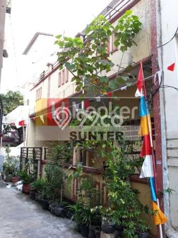 Dijual Cepat Rumah Siap Huni LT 88m2 LB 140m2 di Jakarta Utara Cocok untuk Hunian Dijual Cepat Rumah Siap Huni LT 88m2 LB 140m2 di Jakarta Utara Cocok untuk Hunian