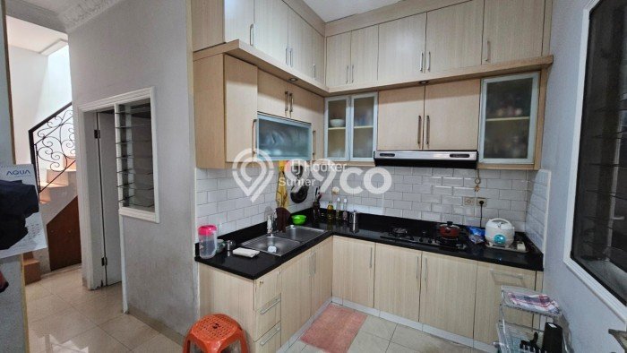 Rumah Elit Modern Tanpa Renovasi di Sunter Jakarta Utara Rumah Elit Modern Tanpa Renovasi di Sunter Jakarta Utara