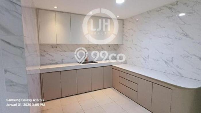 Dijual Rumah Luas Megah Dengan View Cantik di Kalideres, Jakarta Barat Dijual Rumah Luas Megah Dengan View Cantik di Kalideres, Jakarta Barat