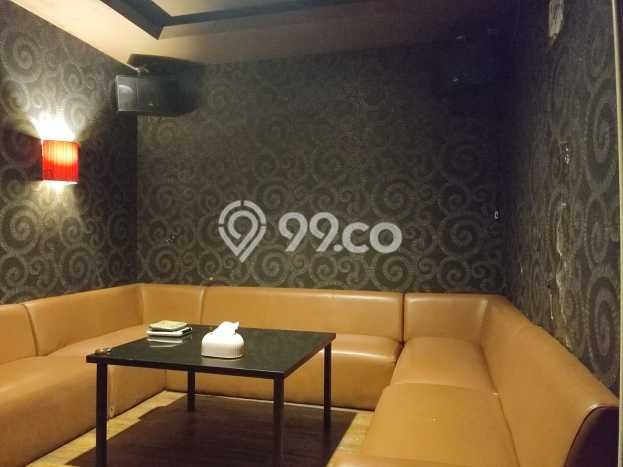 Area Ramai! Ruko Dijual di Kelapa Gading untuk Bisnis Luas Bangunan 342m2 Area Ramai! Ruko Dijual di Kelapa Gading untuk Bisnis Luas Bangunan 342m2
