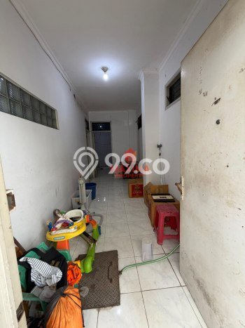 Area Ramai! Gudang Dijual di Semarang Tengah untuk Bisnis Luas Bangunan 700m2 Area Ramai! Gudang Dijual di Semarang Tengah untuk Bisnis Luas Bangunan 700m2