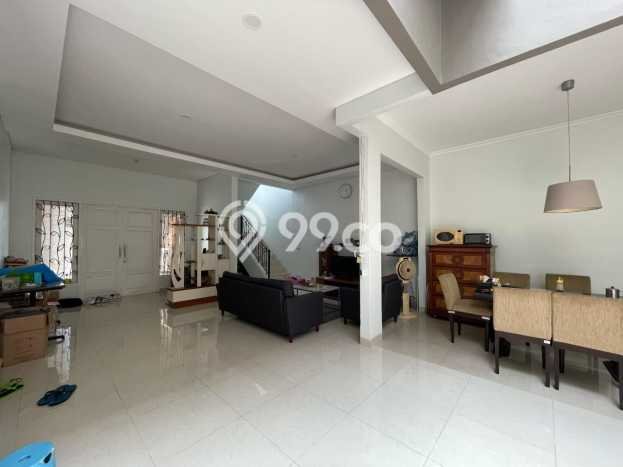 Rumah Elit Modern Tanpa Renovasi di Gading Serpong Tangerang Rumah Elit Modern Tanpa Renovasi di Gading Serpong Tangerang