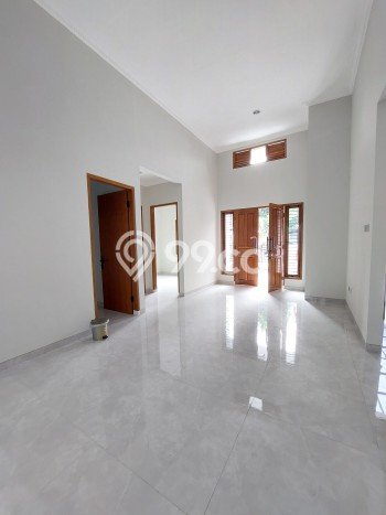 For Sale Hunian Rumah Nyaman 2 KT di BSD Kencana Loka, Tangerang For Sale Hunian Rumah Nyaman 2 KT di BSD Kencana Loka, Tangerang