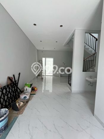 For Sale Hunian Rumah Terawat 3 KT di Gading Serpong, Tangerang For Sale Hunian Rumah Terawat 3 KT di Gading Serpong, Tangerang
