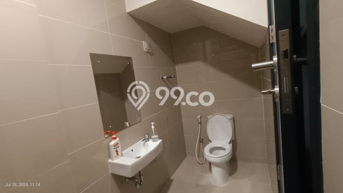 Ready to Use! Premium House LT 84m2 Desain Modern di Gading Serpong Ready to Use! Premium House LT 84m2 Desain Modern di Gading Serpong