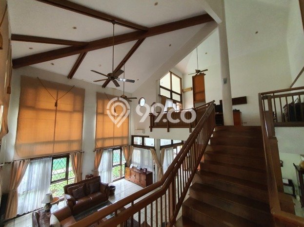 Rumah Luxury Modern Tanpa Renovasi di BSD Bukit Golf Tangerang Rumah Luxury Modern Tanpa Renovasi di BSD Bukit Golf Tangerang