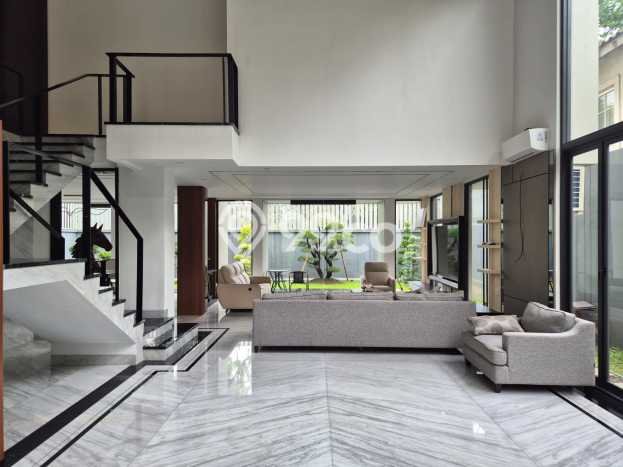 Rumah Elit Modern Tanpa Renovasi di Lippo Karawaci Tangerang Rumah Elit Modern Tanpa Renovasi di Lippo Karawaci Tangerang