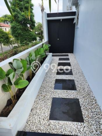 Rumah Disewakan Surabaya LT 180m2 LB 240m2 Kawasan Citraland Rumah Disewakan Surabaya LT 180m2 LB 240m2 Kawasan Citraland