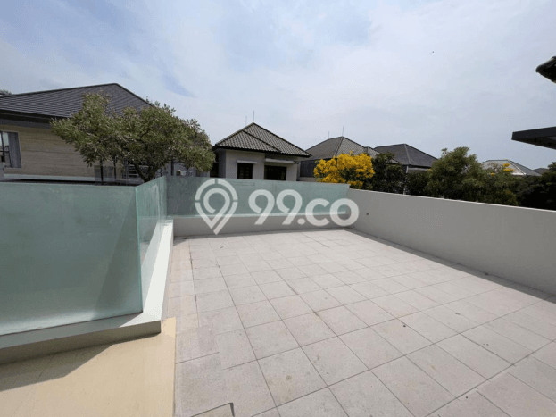 Hunian Mewah LB 490m2 Siap Pakai Desain Elegan di Pakuwon Indah, Surabaya Hunian Mewah LB 490m2 Siap Pakai Desain Elegan di Pakuwon Indah, Surabaya